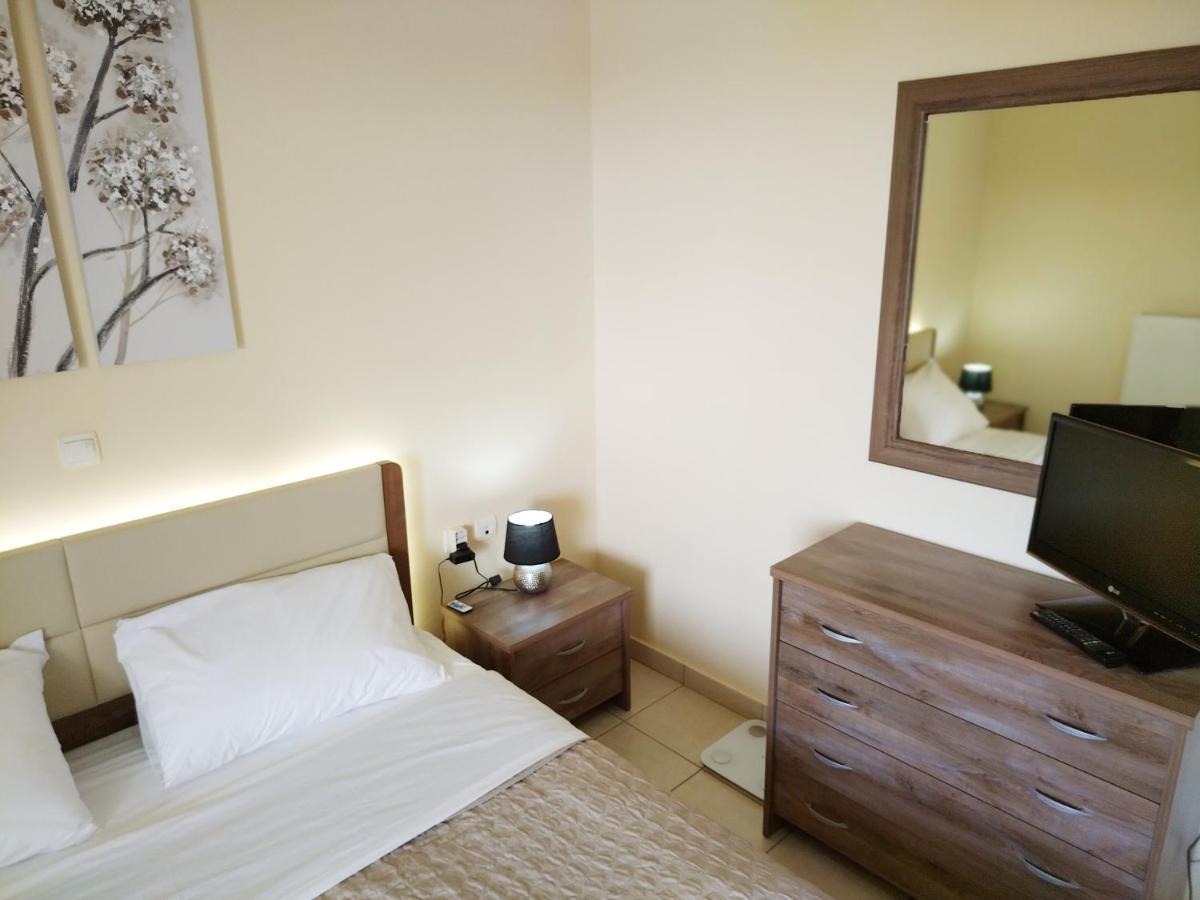 Holiday & Business Furnished Apartments 米提卡斯 外观 照片