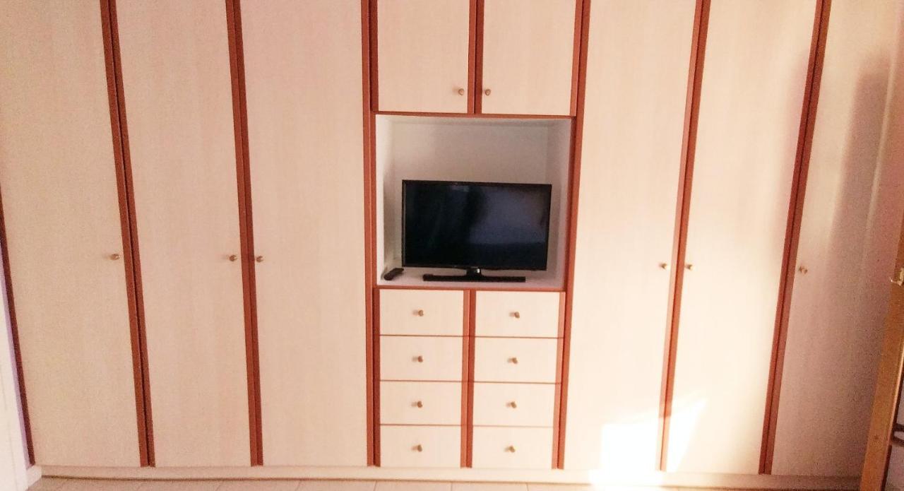 Holiday & Business Furnished Apartments 米提卡斯 外观 照片